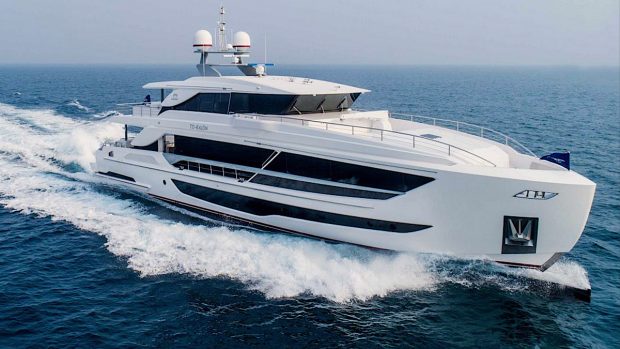 fort-lauderdale-boat-show-2022-Horizon-FD110-