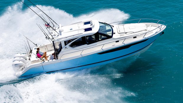 fort-lauderdale-boat-show-2022-Pursuit-OS-445