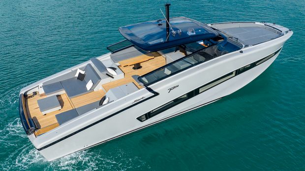 fiart-p54-first-look-MBY281.newboat_6.0347_2