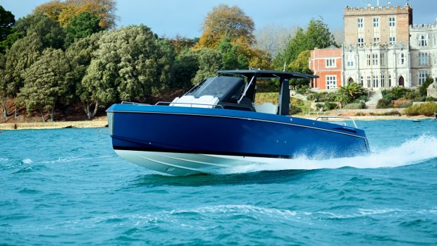 schaefer-v33-test-drive-video