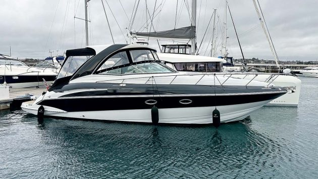 best-open-sportscruisers-MBY288.sans_fma_sportscruisers.Crownline_340_1