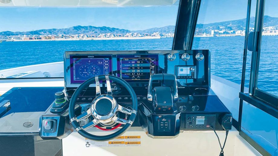 de-antonio-d50-coupe-review-MBY287.test_DeAntonio_50_8pg.HELM