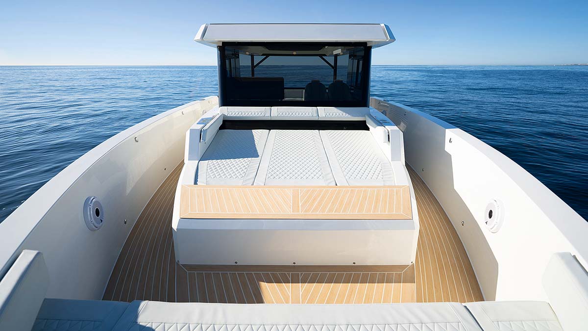 De Antonio D50 Coupe review: All the boat you could ever need?