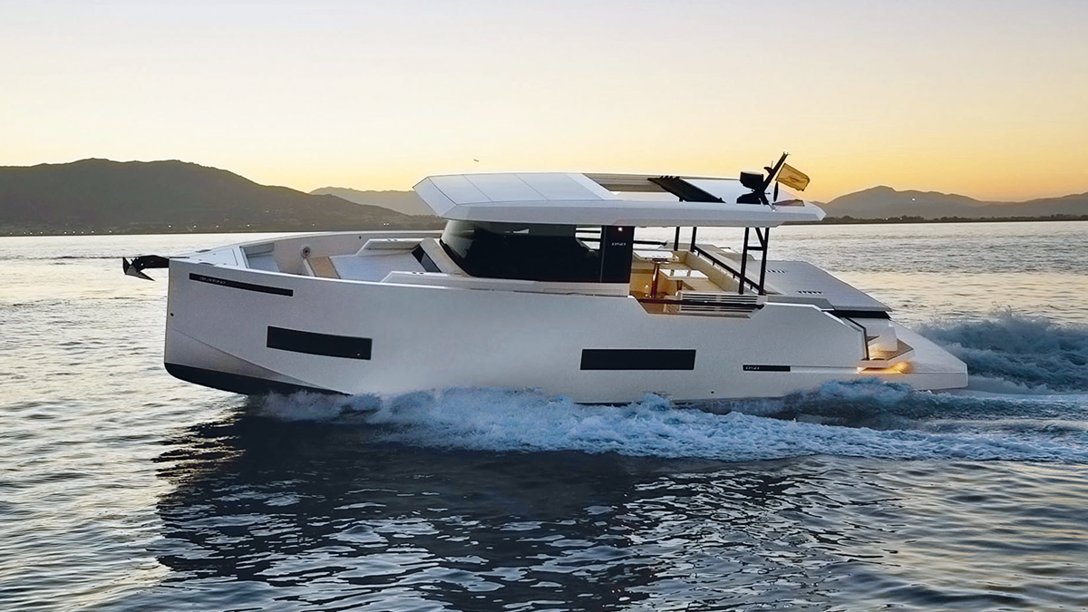 De Antonio D50 Coupe review: All the boat you could ever need?