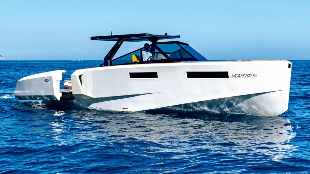 evo-r4-xt-first-look-MBY288.newboat_3.1