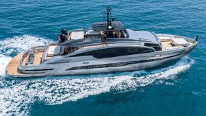 pershing-gtx116-yacht-tour-video