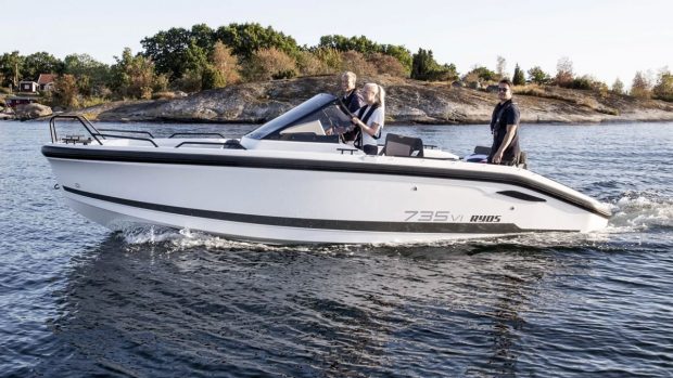 ryds-735-vi-yacht-tour-video