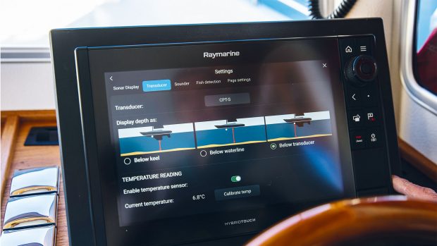 A Raymarine screen showing different options for displaying depth.