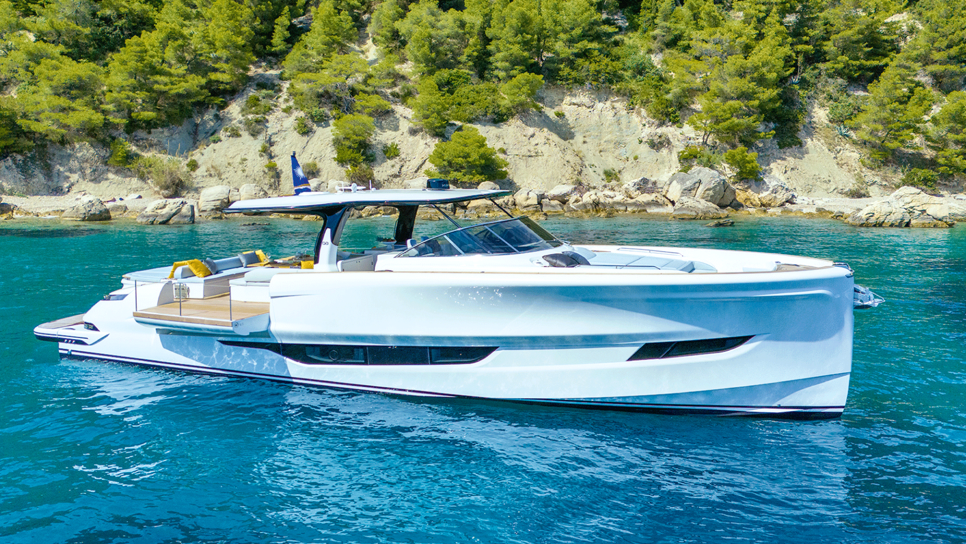 Solaris Power Pearl 82 tour: Must-see £6M 'mini superyacht' - Motor Boat & Yachting