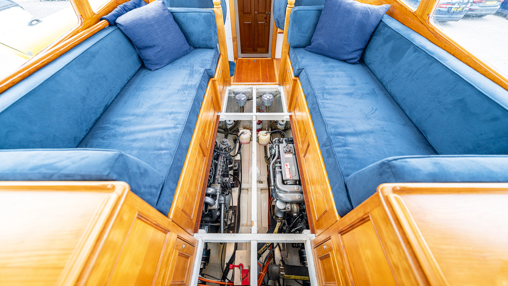 Used Boat Review: Cockwells Custom 32 – A work of maritime art review