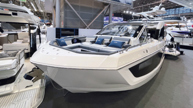 The massive convertible bow lounge is easily big enough for 10-12 people