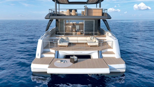 The lifting aft platform makes an excellent cockpit extension