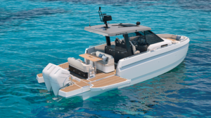 New boats at Cannes Yachting Festival: Beneteau GT35 + GT40