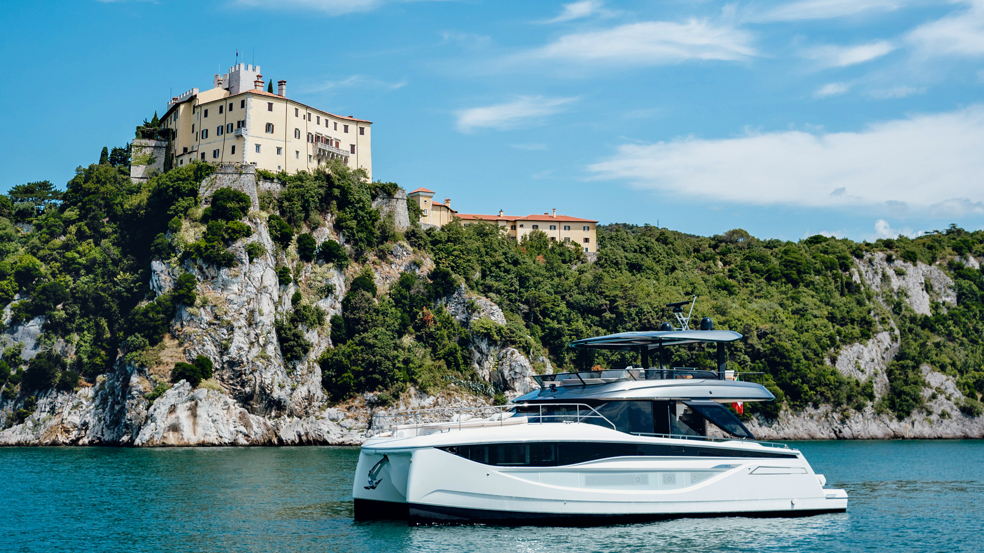 Prestige M7 review: The powercat that offers 75ft of monohull space