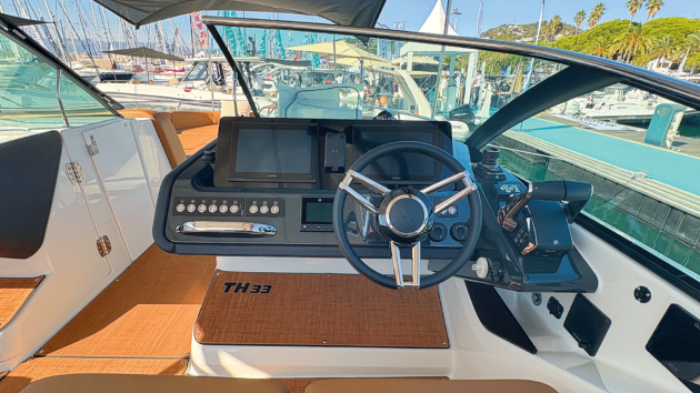 A big beam means space for four at the helm and co-pilot seats