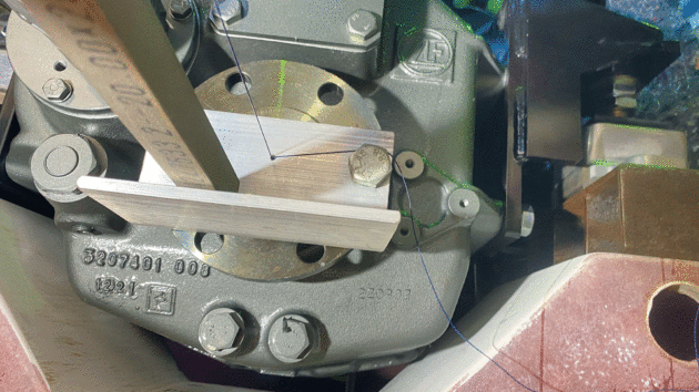 Measuring the shaft alignment between the engine and the waterjet