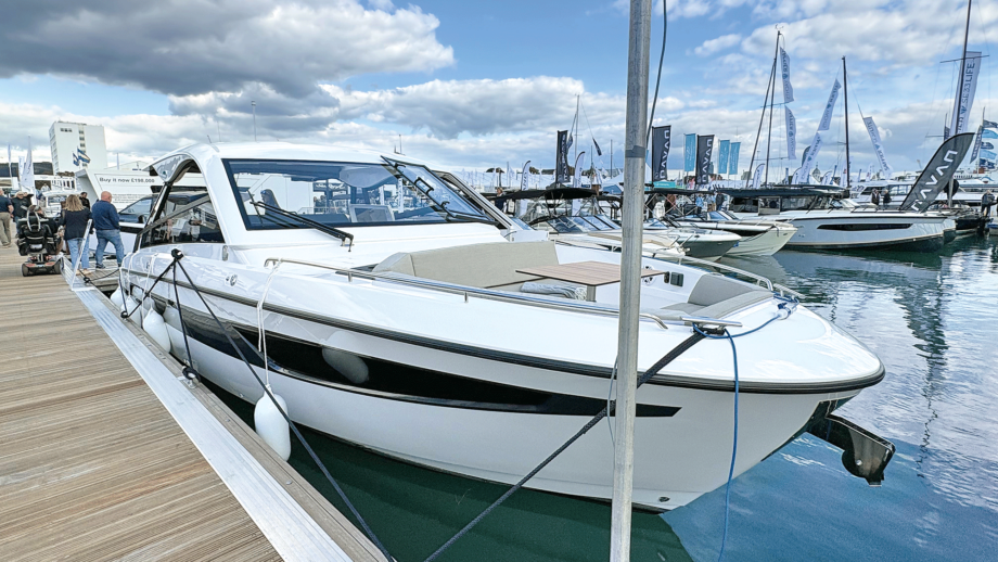 The Bavaria Vida in the water alongside a pontoon