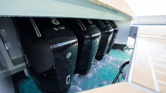 While the standard rig features quadruple 400s, the 600s are a worthwhile upgrade