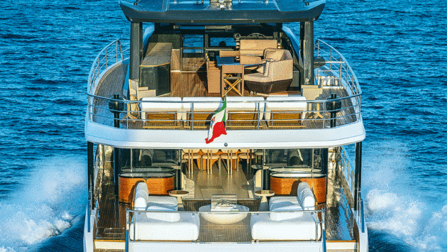 Long flybridge hard top is covered in solar panels