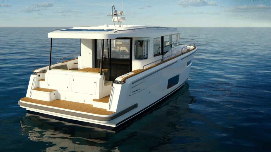 Nimbus 495 CoupÉ graphic in the water