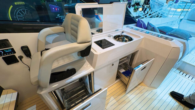 The single helm backs onto a really hardworking wet bar