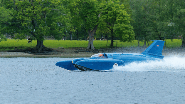 Once planing, the speed builds rapidly