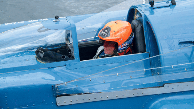 Dave Warby runs through the complex start-up process for the Orpheus jet engine