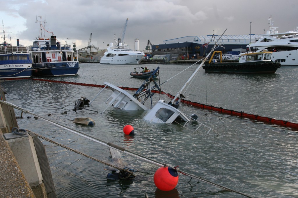 Vessel sinks on Poole Quay Practical Boat Owner