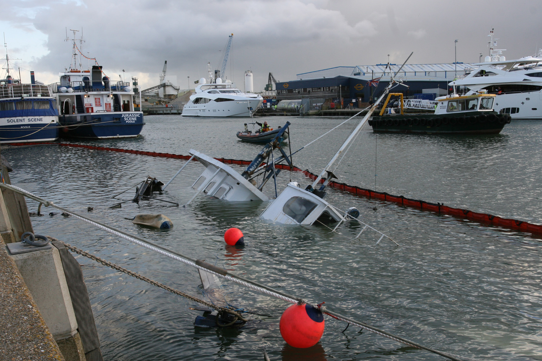 Vessel sinks on Poole Quay Practical Boat Owner