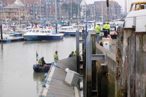 Collapsed pontoons02