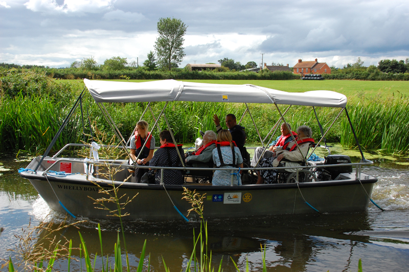 Wheelyboat