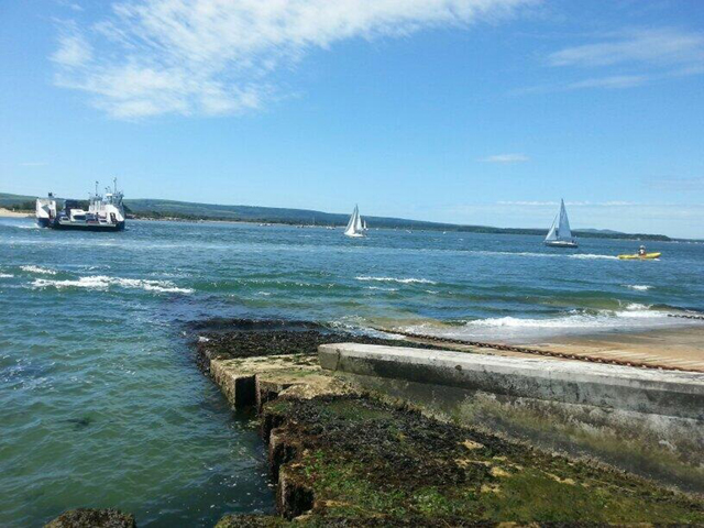 Poole Chain Ferry_Credit @LCN89