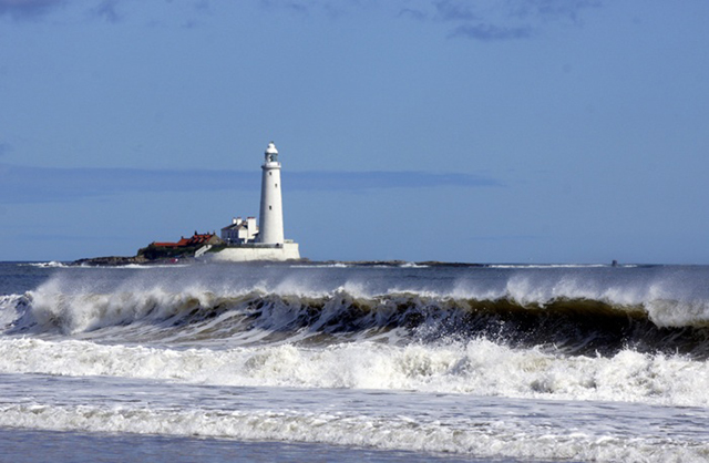 St. Mary's Island, Whitley Bay. Credit: www.hoho.btck.co.uk