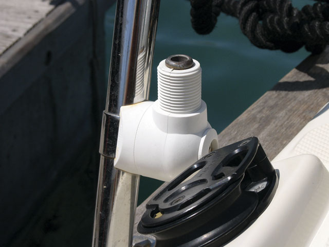 tiller pilot bracket