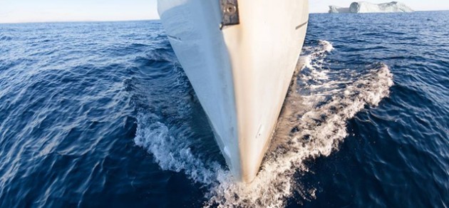 Sailing The Arctic Race