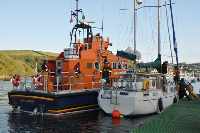 Fowey RNLI assisted yacht which had fishing gear caught round rudder