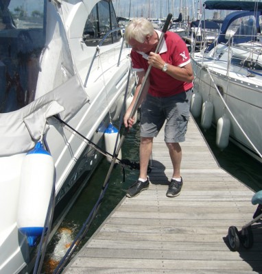 The Brizo Hull Mate in action