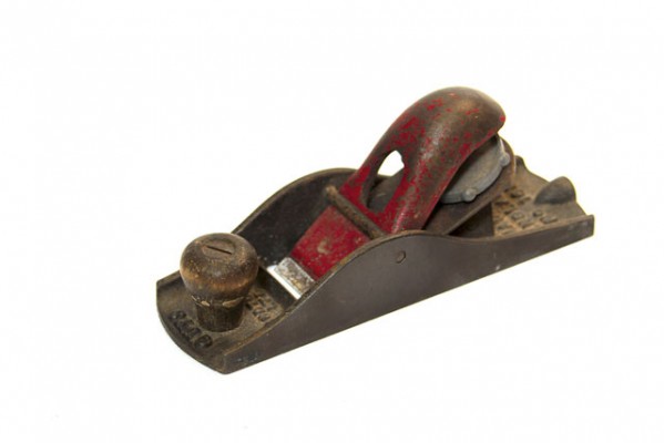  Perfect for smaller jobs or chamfering edges. Small enough to be used in the palm of one hand.