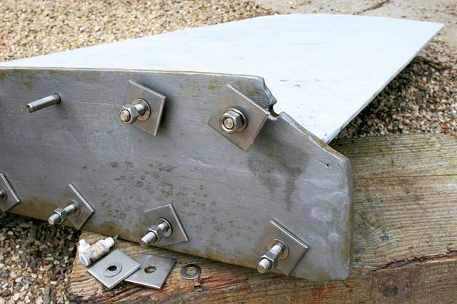3: Meanwhile the keel has been cleaned, helicoiled and painted. Barry has decided to replace the bolts with 20mm studs. ‘These are better because you tighten the nuts onto them instead of twisting the bolt down through the keel,’ he says. Each stud has a solid plate washer to help spread the load