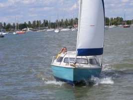 Dave Selby in his Sailfish 18 on the River Blackwater. Credit: John Rogers