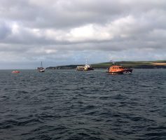 Swanage lifeboat tows stricken yacht. Credit: Annie Gilbert
