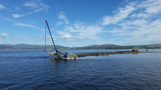 The grounded yacht at Greenock. Credit: Craig Scholte