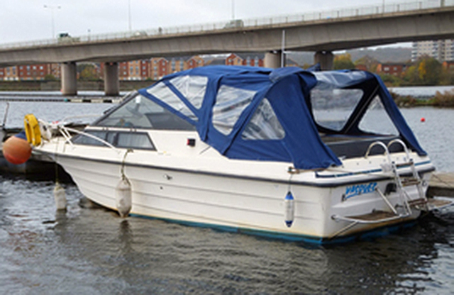 Cabin cruiser Vasquez