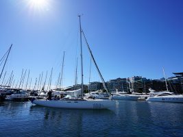 A yacht powered only be the waves, wind and sun, leaves Oslo