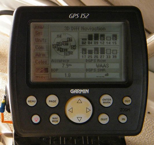 DIY electronic repairs on trusty Autohelm ST4000 and Garmin GPS 152