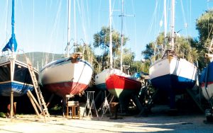 prepare-a-boat-for-winter-PBO268.end_season_prep.boat_yard_img_20161101_152257_copy