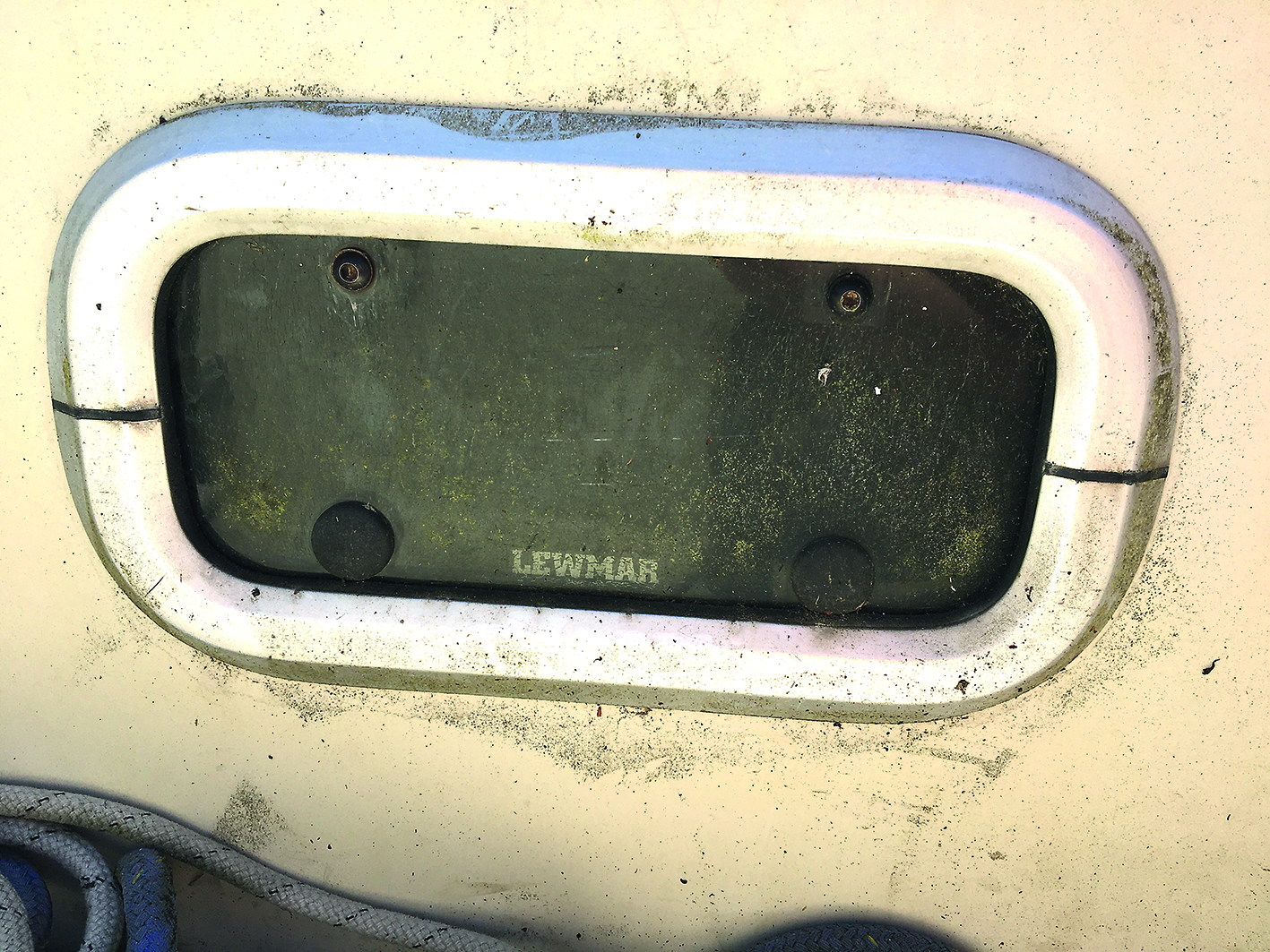 The leaking Lewmar porthole