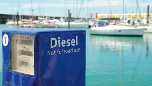 best-boat-fuel-marine-red-diesel-credit-M-J-Perris-Alamy