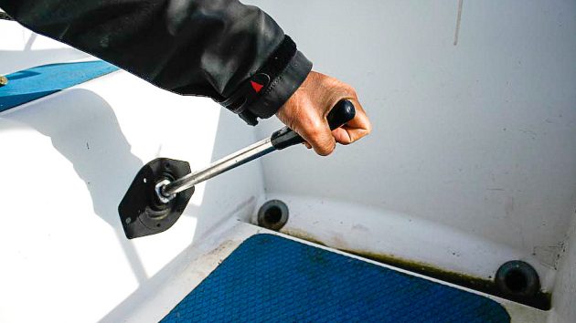 PBO274.experts.manual-bilge-pump_2_NEW