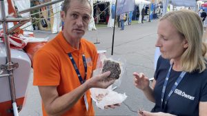 Andrew gets PBO editor Ali Wood to try pemmican